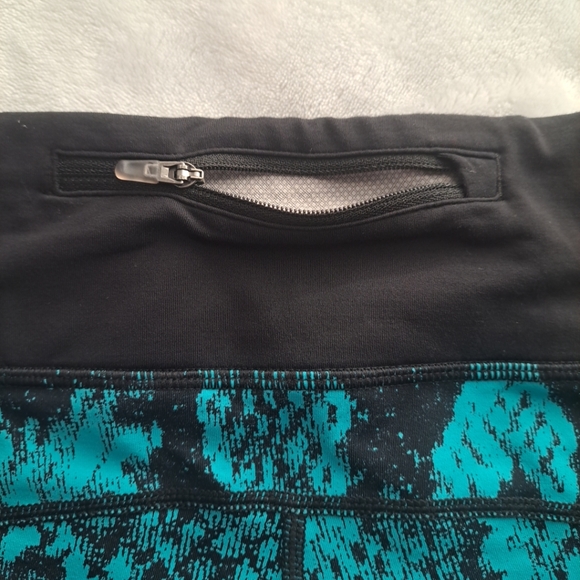 Nike Epic Lux Tight Python Black and Blue Leggings - Picture 10 of 13